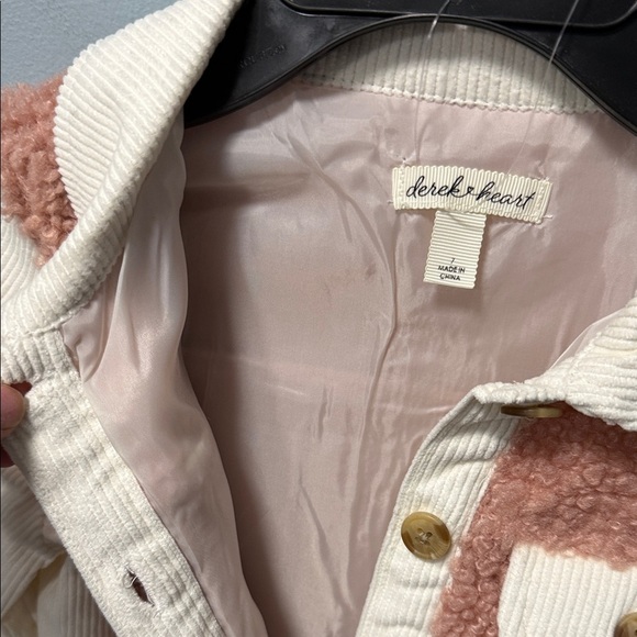 Derek Heart Kids Pink and Cream Button-Up Shirt - Picture 6 of 9